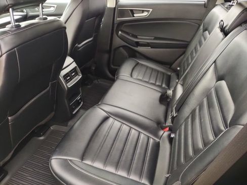 Used 2023 Ford Edge SEL w/ Convenience Package AWD/4WD image 17