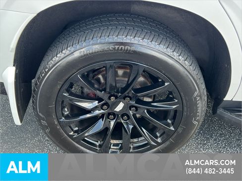 Used 2022 Cadillac Escalade Sport Platinum w/ LPO, ONYX Package image 24