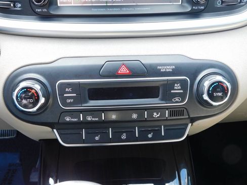 Used 2019 Kia Sorento EX w/ EX Touring Package AWD/4WD image 15