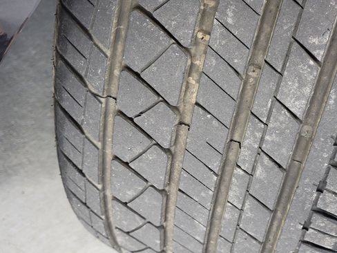 Used 2014 Ford Taurus SEL w/ Equipment Group 201A FWD image 32