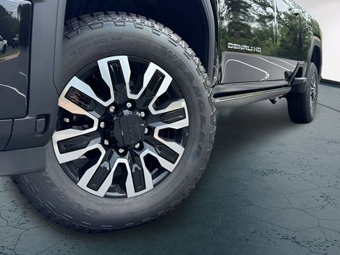 New 2026 GMC Sierra 2500 Denali Ultimate w/ Max Trailering Package AWD/4WD image 2
