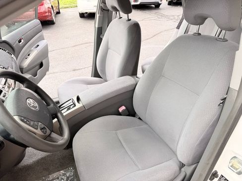Used 2009 Toyota Prius w/ Pkg 2 FWD image 13