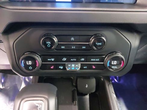 Used 2025 Ford Bronco Big Bend image 21