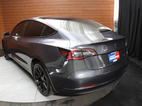 Used 2022 Tesla Model 3 Long Range image 11