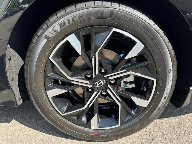Used 2024 Hyundai Sonata SEL FWD image 12