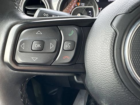 Used 2022 Jeep Gladiator Sport AWD/4WD image 28