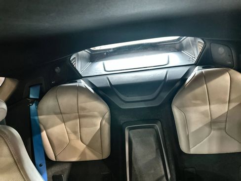 Used 2015 BMW i8 AWD/4WD image 25