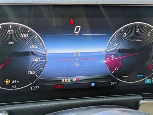 New 2026 Mercedes-Benz GLB 250 4MATIC image 11