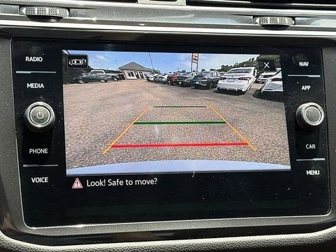 Used 2024 Volkswagen Tiguan SEL R-Line w/ MDO Package, Two-Row AWD/4WD image 36