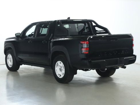 Certified 2024 Nissan Frontier SV w/ Hardbody Edition image 36