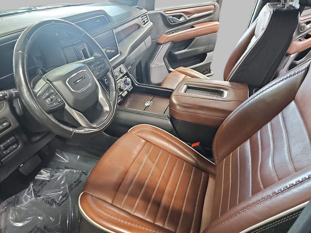 Certified 2023 GMC Yukon Denali Ultimate AWD/4WD image 23