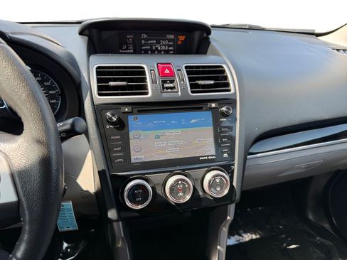 Used 2018 Subaru Forester 2.5i Limited AWD/4WD image 12