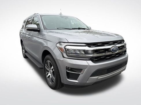 Used 2024 Ford Expedition Limited RWD image 2