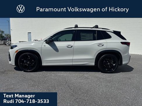 New 2026 Volkswagen Tiguan SE R-Line FWD image 5