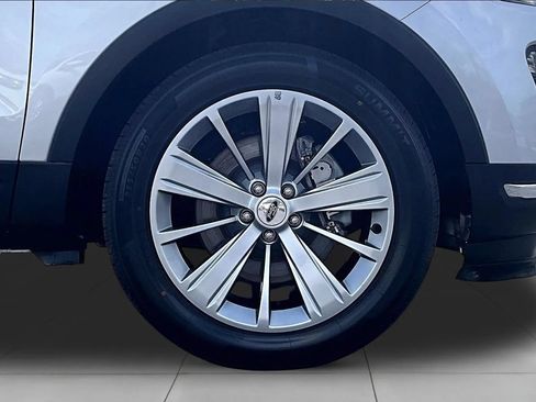 Used 2018 Ford Explorer Limited FWD image 8