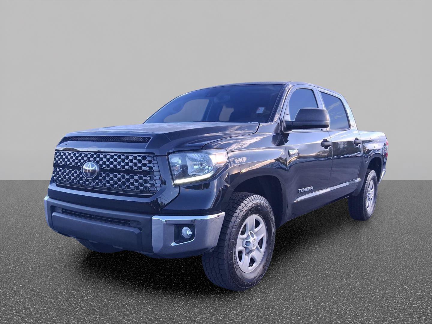 Used 2021 Toyota Tundra SR5 AWD/4WD image 1