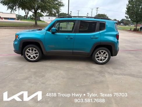 Used 2020 Jeep Renegade Latitude w/ Cold Weather Group AWD/4WD image 6