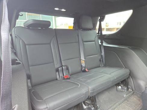 Used 2021 GMC Yukon Denali w/ Denali Premium Package AWD/4WD image 19