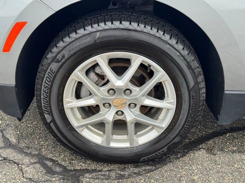 Used 2023 Chevrolet Equinox LT AWD/4WD image 10