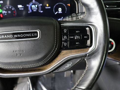 Used 2023 Jeep Grand Wagoneer Series II AWD/4WD image 45