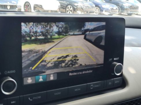 Used 2023 Honda HR-V LX image 34