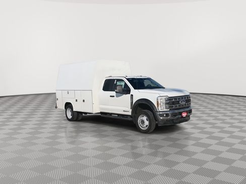 New 2025 Ford F550 4x4 SuperCab Super Duty image 30
