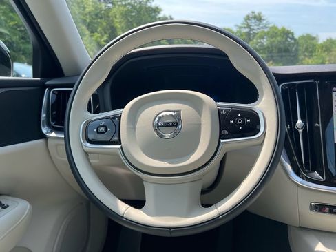 Certified 2025 Volvo S60 B5 Core AWD/4WD image 23