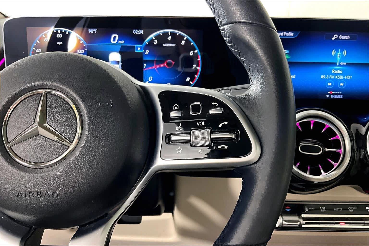 Used 2022 Mercedes-Benz GLB 250 image 23