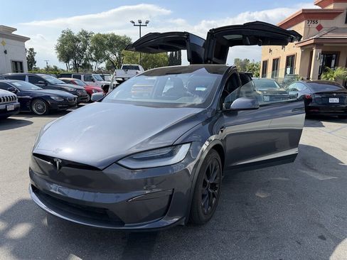 Used 2022 Tesla Model X AWD/4WD image 23