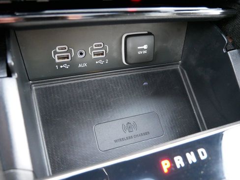 Used 2024 Jeep Grand Cherokee L Limited w/ Luxury Tech Group II AWD/4WD image 27