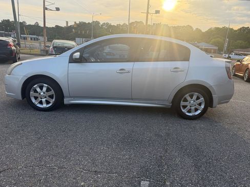 Used 2012 Nissan Sentra 2.0 SR FWD image 19