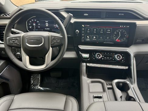 New 2026 GMC Sierra 3500 Denali w/ Denali Reserve Package AWD/4WD image 32