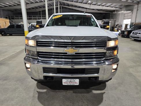 Used 2015 Chevrolet Silverado 2500 LT w/ LT Convenience Package AWD/4WD image 19