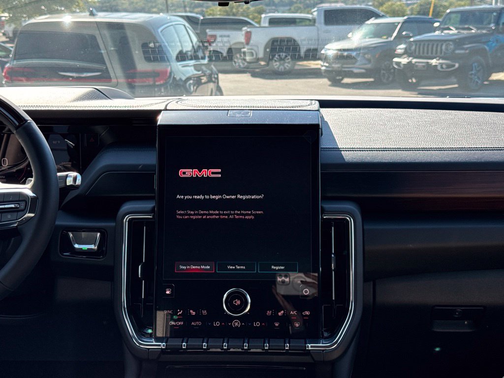 New 2026 GMC Yukon Denali AWD/4WD image 25