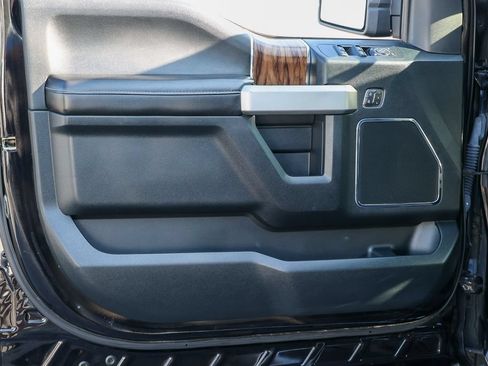 Used 2020 Ford F150 Lariat w/ Max Trailer Tow Package AWD/4WD image 4
