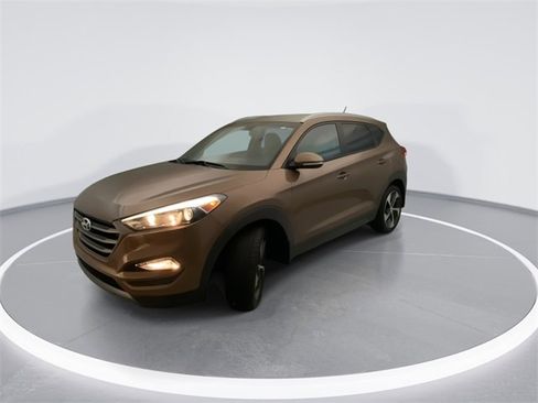 Used 2016 Hyundai Tucson Sport image 8