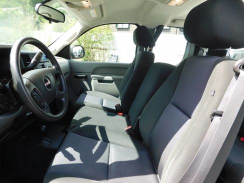 Used 2011 GMC Sierra 1500 W/T image 6