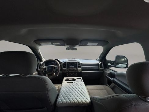 Used 2018 Ford F250 XLT AWD/4WD image 15
