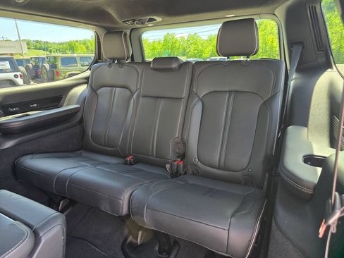 Used 2024 Jeep Grand Wagoneer Series II Obsidian w/ Quick Order Packagew 28T AWD/4WD image 13