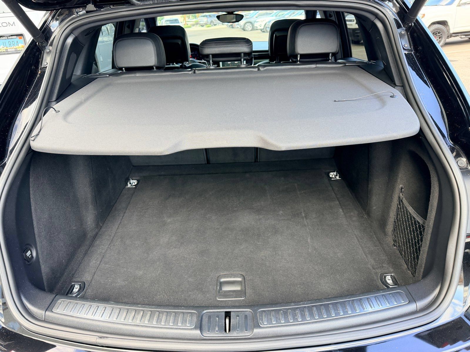 Used 2017 Porsche Macan AWD/4WD image 28
