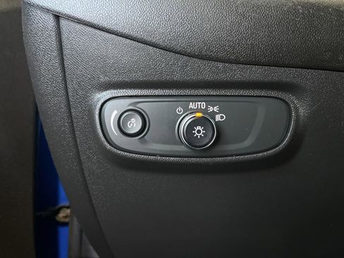 Used 2024 Chevrolet Equinox LS FWD image 13