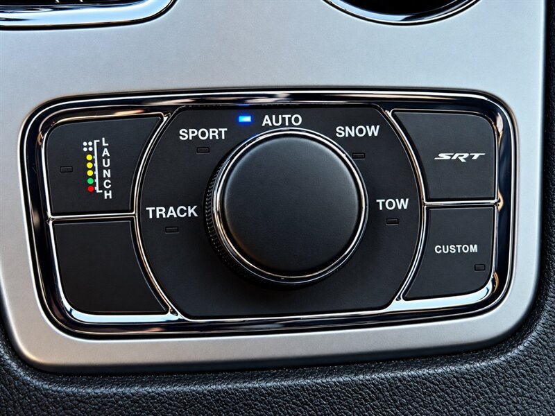 Used 2017 Jeep Grand Cherokee SRT AWD/4WD image 28