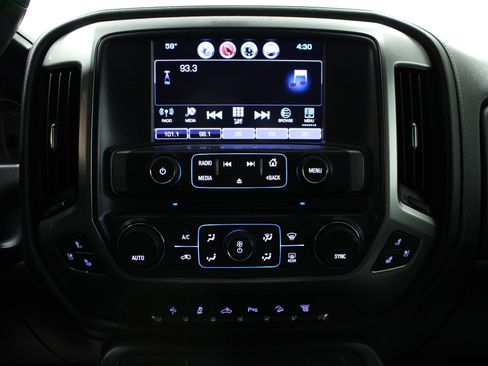 Used 2016 Chevrolet Silverado 2500 LTZ w/ Duramax Plus Package image 21