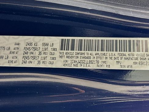 Used 2018 Jeep Wrangler Unlimited Sport image 29