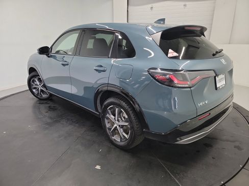 Certified 2024 Honda HR-V EX-L image 6