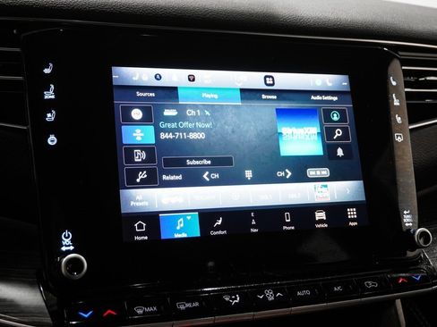 Used 2023 Jeep Wagoneer Series III w/ Preferred Equipment Group image 28