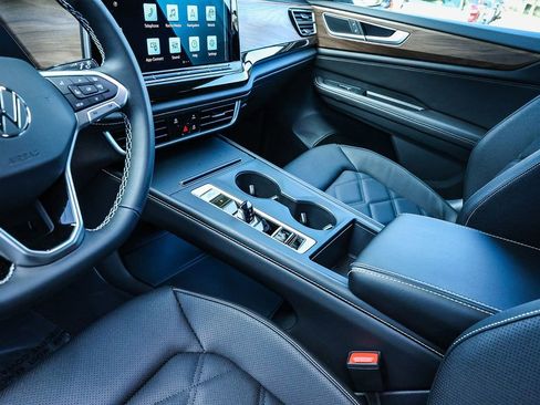 New 2026 Volkswagen Atlas SE image 31