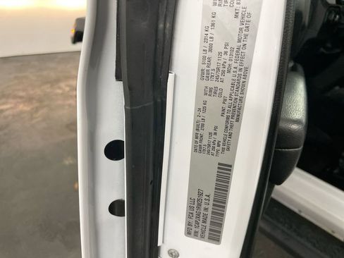 Used 2024 Jeep Wrangler Sport S image 30