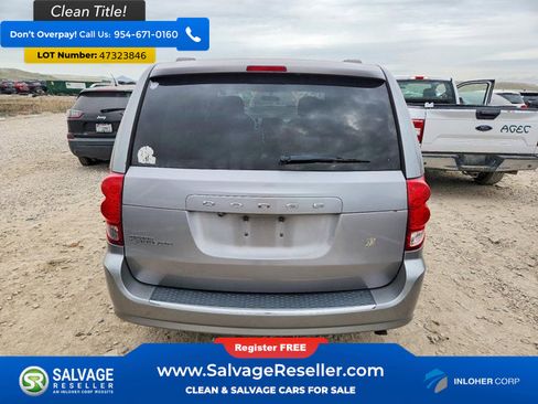Used 2014 Dodge Grand Caravan SXT image 8