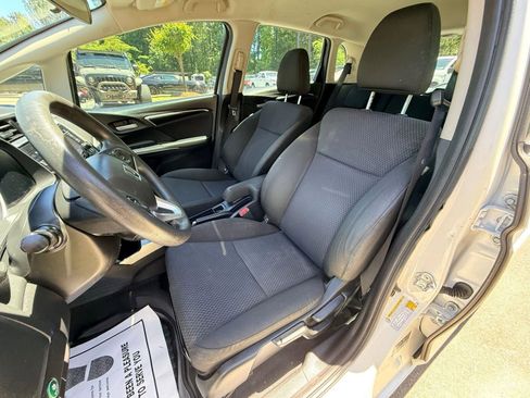 Used 2019 Honda Fit LX image 17